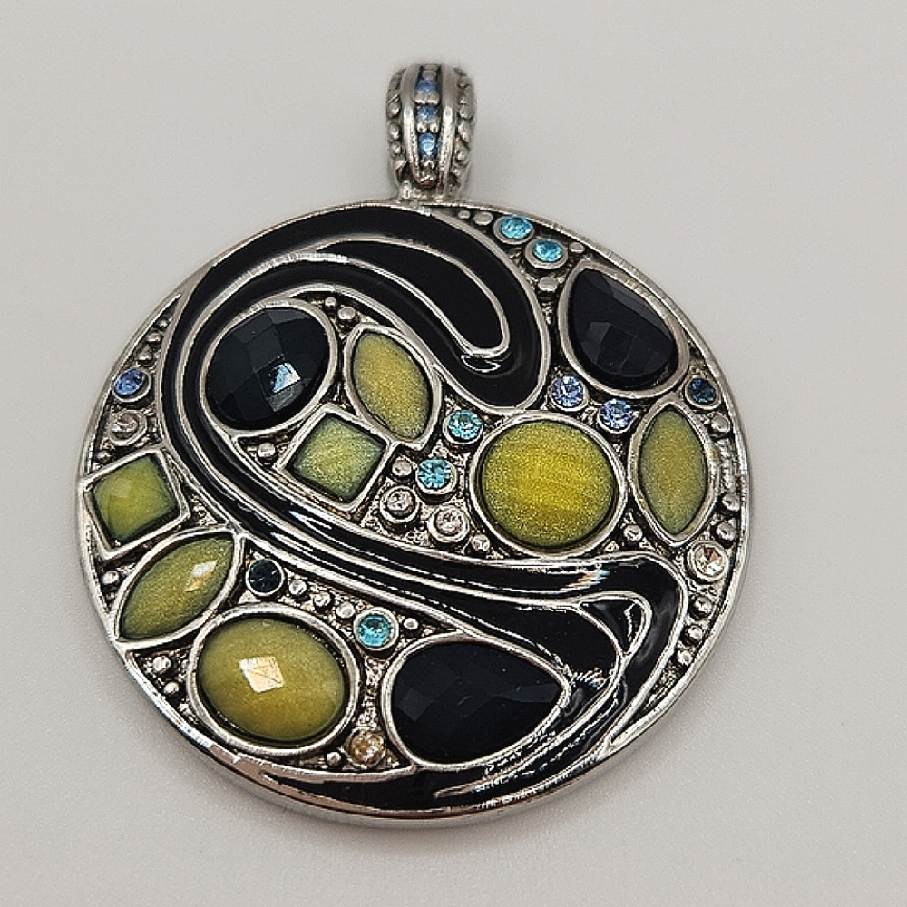 lia sophia Pendant